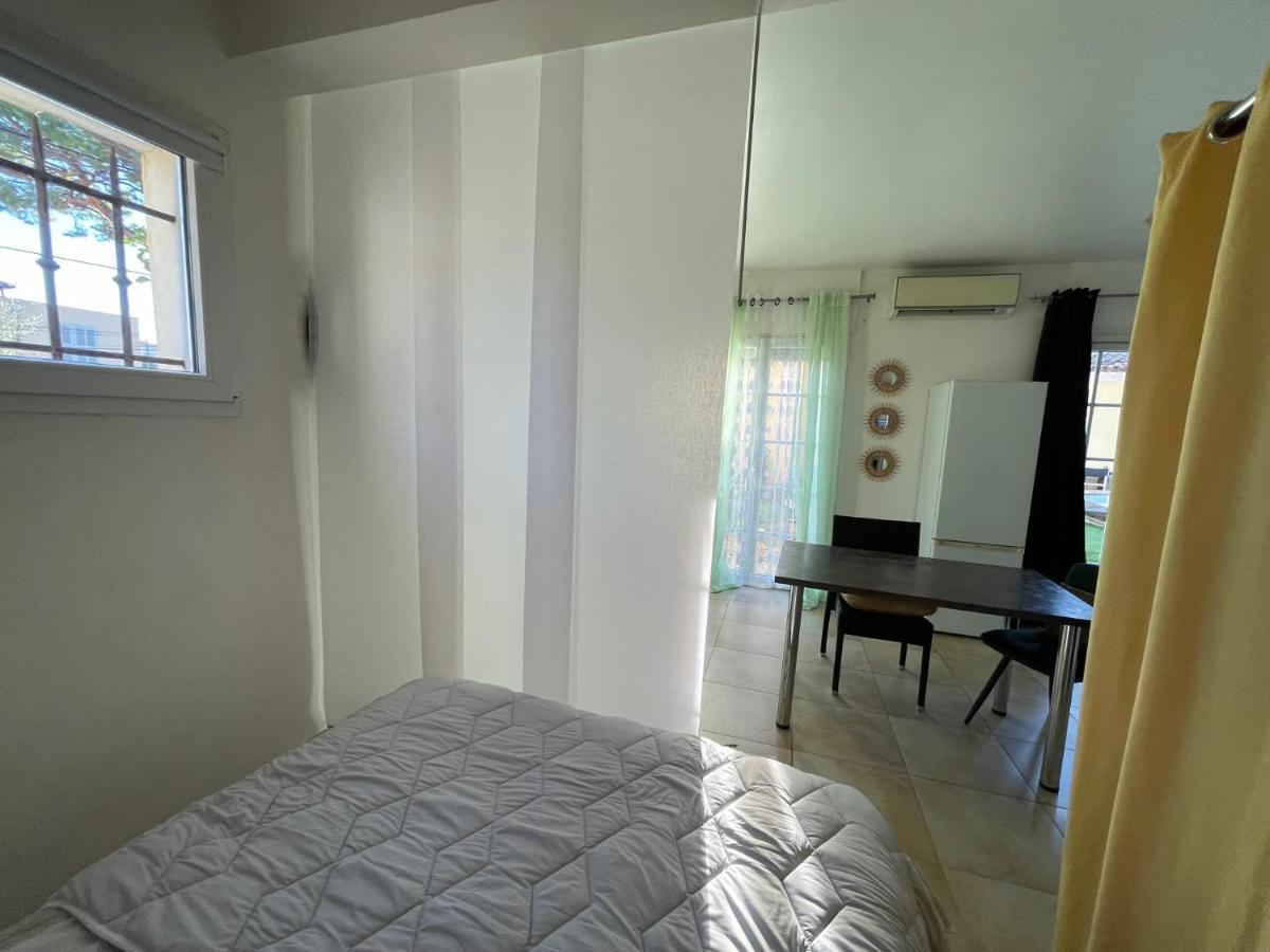 Location Studio De Charme Antibes Luaran gambar